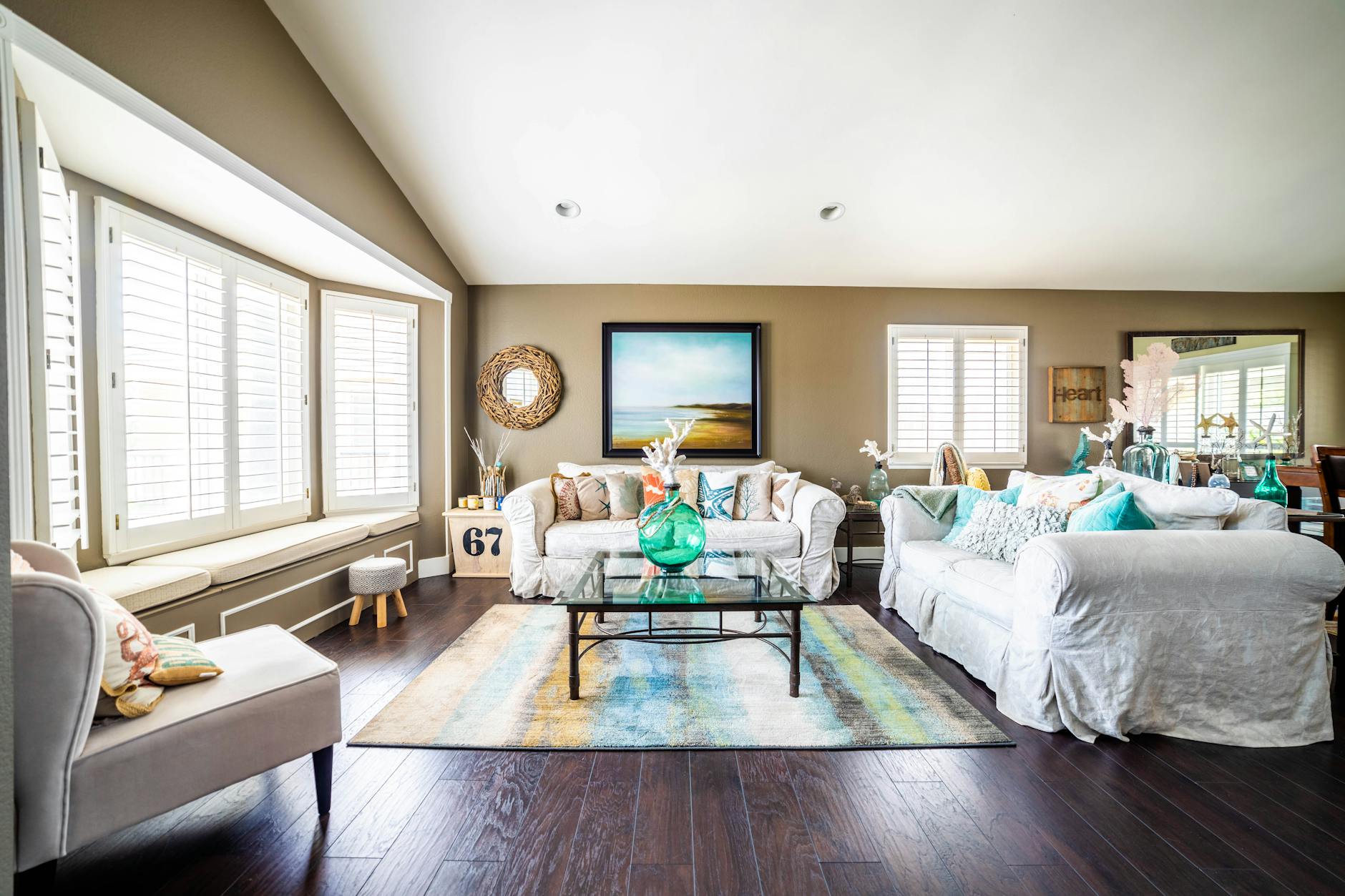 Café Dreizehn — Gastraum-Neugestaltung